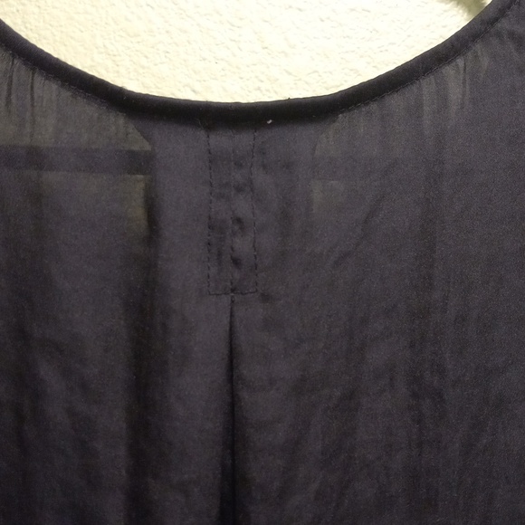 Banana Republic Black Sleeveless Blouse - Picture 5 of 5
